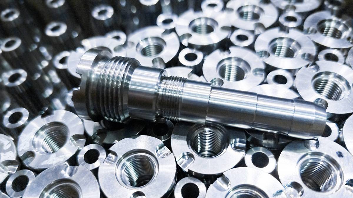 Produzione di componenti CNC in piccole serie